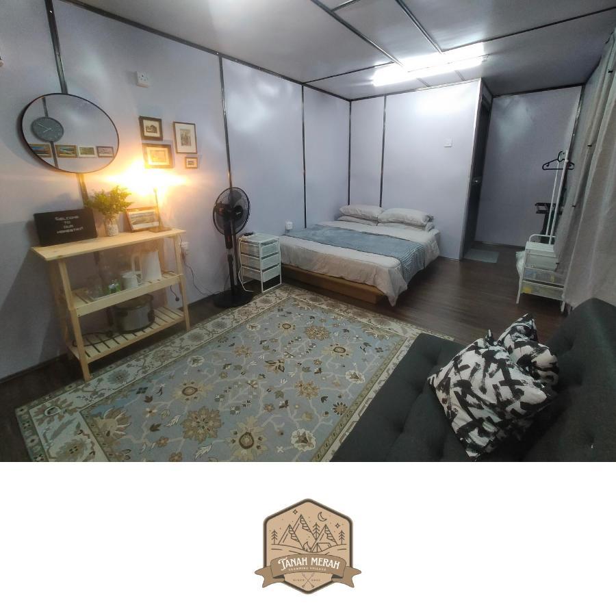 Tanah Merah Glamping Village 쿠알라캉사르 외부 사진