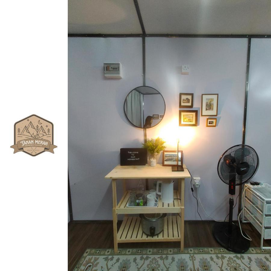 Tanah Merah Glamping Village 쿠알라캉사르 외부 사진