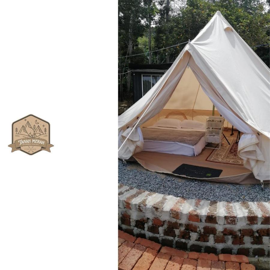 Tanah Merah Glamping Village 쿠알라캉사르 외부 사진
