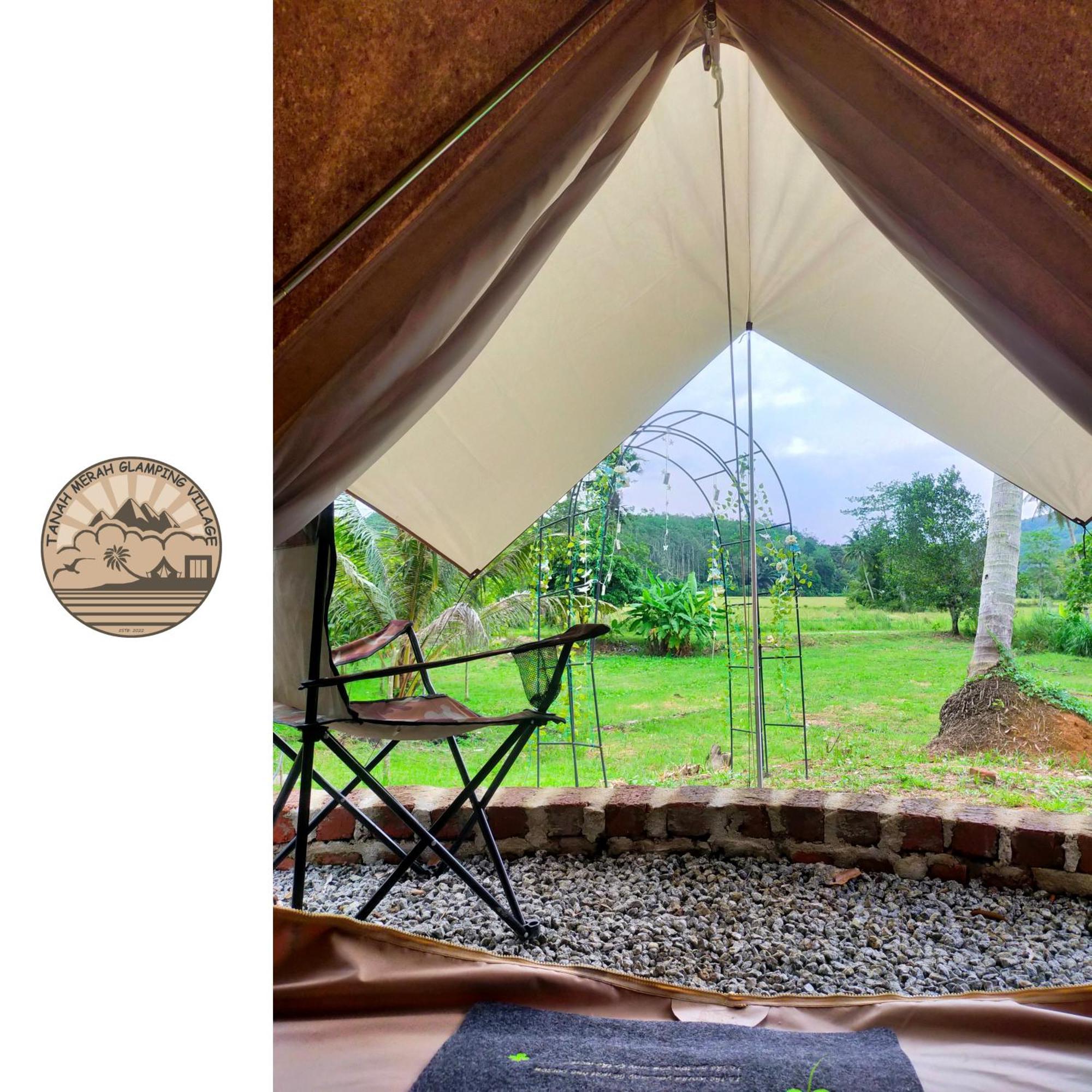 Tanah Merah Glamping Village 쿠알라캉사르 외부 사진