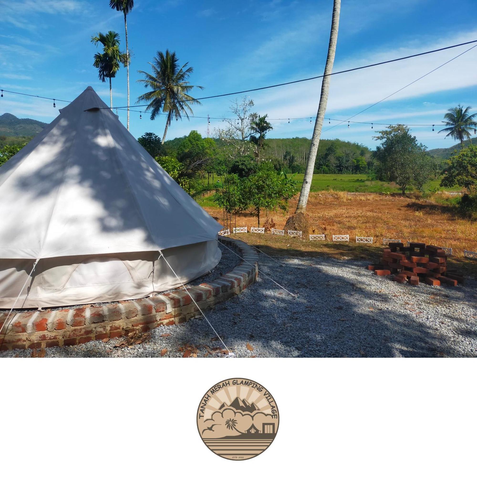 Tanah Merah Glamping Village 쿠알라캉사르 객실 사진
